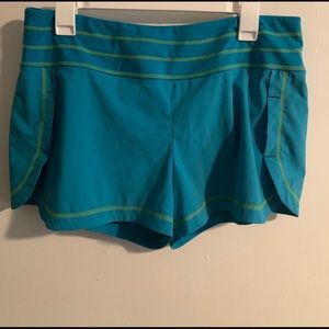 Women’s L athleta shorts